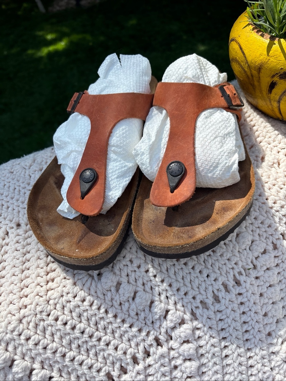 Birkenstock Gizeh Thong Sandals Burnt Orange Suede Leather Sz 10 US 41 EU 265